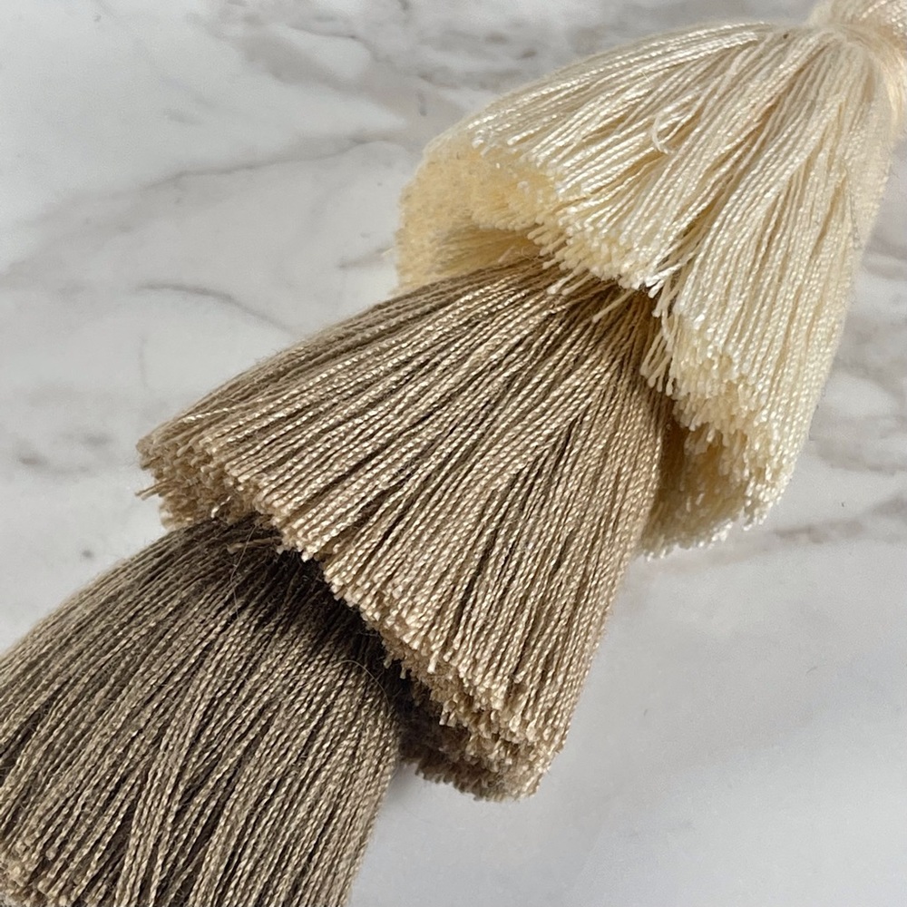 Tassel Purse Charm/Clip - Picture 2 of 5